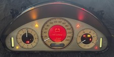MERCEDES-BENZ W211 (209) Kombiinstrument /  A2115400547 / km/h 260 - wei&szlig;