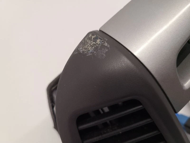 2010-2012 HYUNDAI SANTA FE RADIO TRIM BEZEL - Image 3 of 4