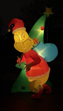 Dr Seuss The Grinch Scene 9 ft Giant Sized Christmas LED Airblown Inflatable
