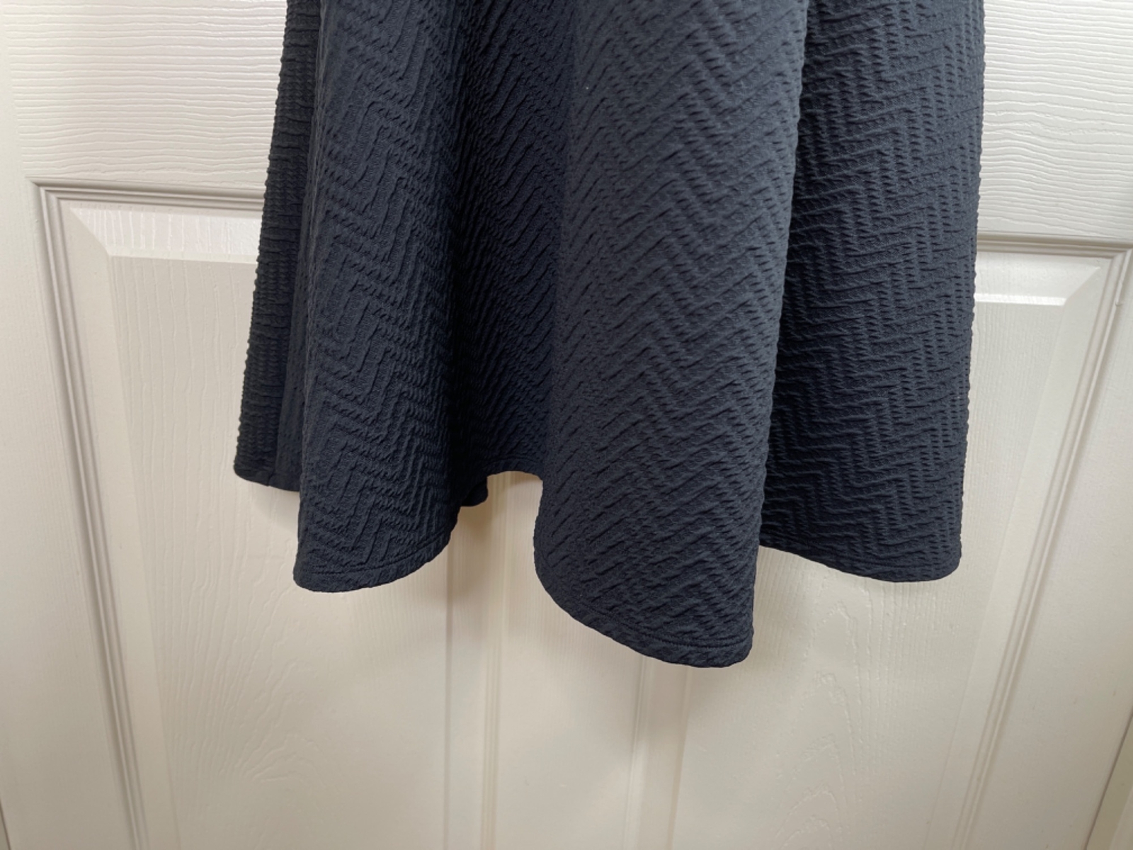 Mossimo Dress Junior Size L Solid Black Sleeveles… - image 5