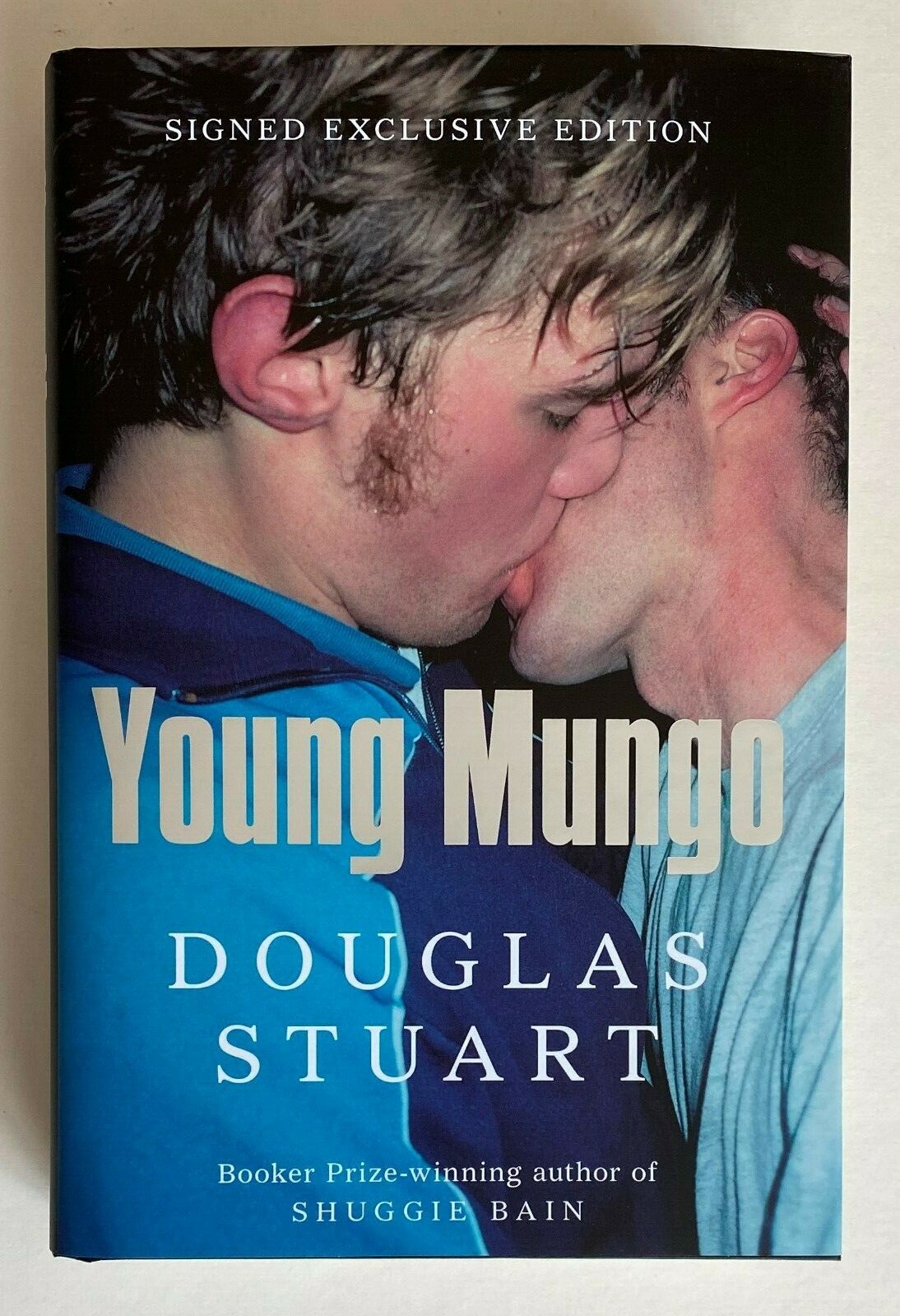 YOUNG MUNGO * DOUGLAS STUART * UK SIGNED FIRST EDITION HARDBACK * GAY INTEREST