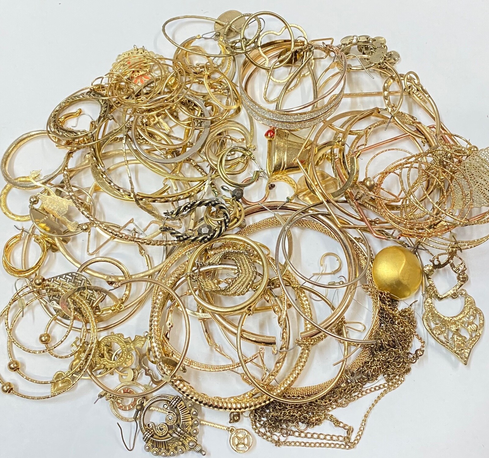 12.12 Lbs Gold Plated Recovery Scrap Recover Gold Tone Junk Jewelry Lot