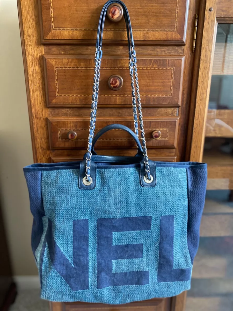 CHANEL DEAUVILLE TOTE BAG