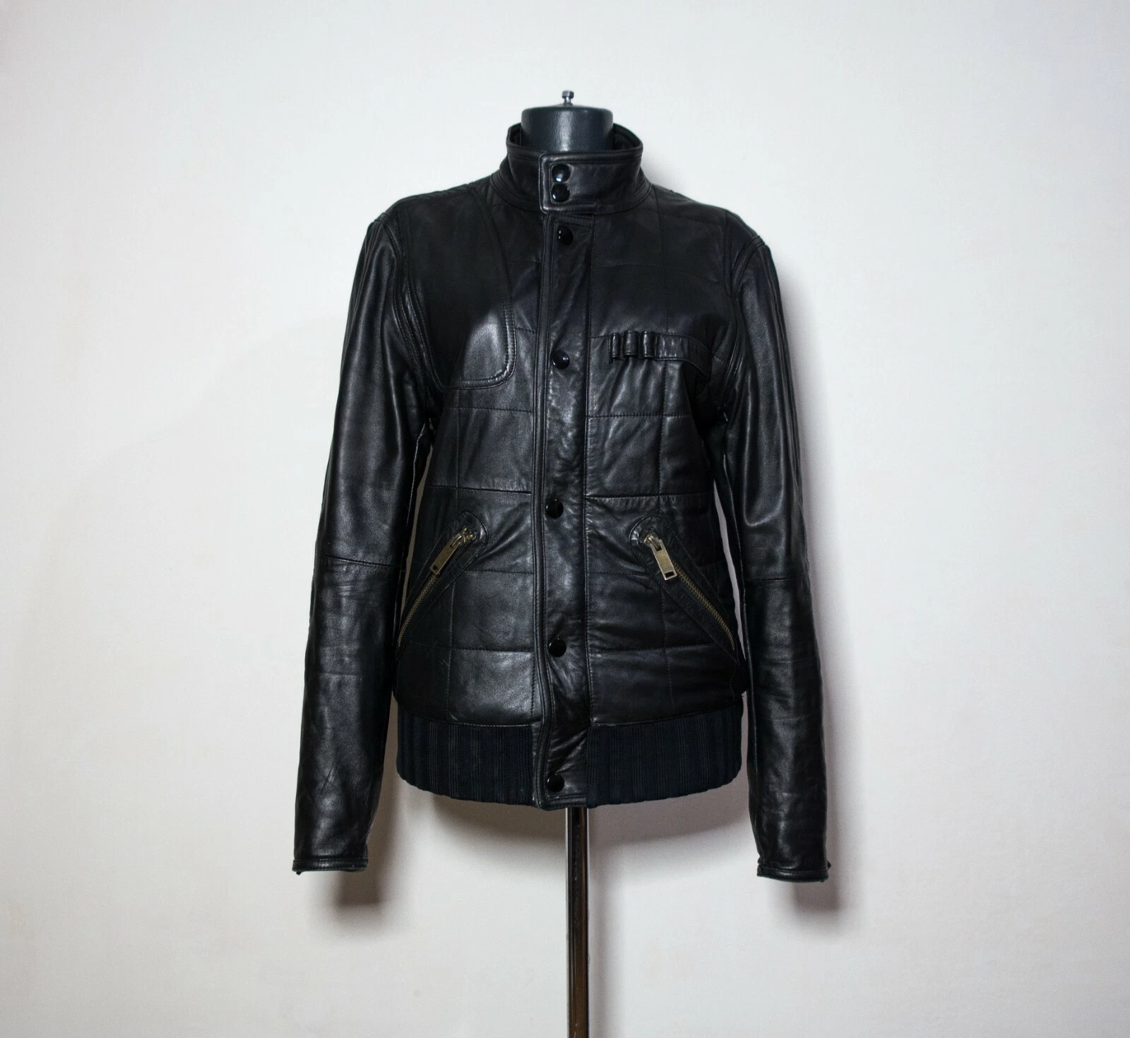 Gucci Veste femme Bomber en cuir taille S