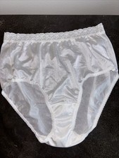 Nylon Panties Pretty lace Trim Fruit of the Loom Hi-Cut White Size 7