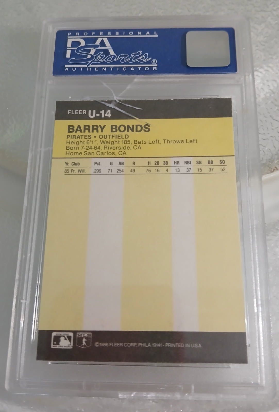 1986 Fleer Update Barry Bonds ROOKIE PSA-8 *Cracked PSA Case* Card U-14 view 2