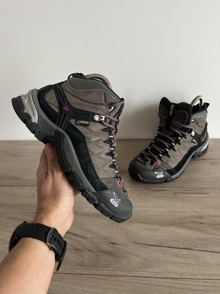 Women Salewa Boots Black Leather 36