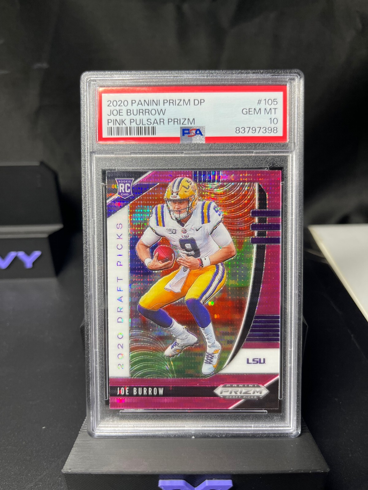 Joe Burrow 2020 Panini Prizm DP Pink Pulsar Prizm Rookie PSA 10 view 1