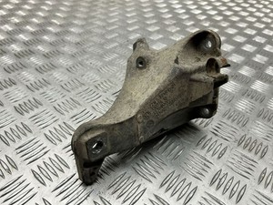 BMW 1 E81 E87 2008 Diesel 105kW Halterung Lager Motor 13807410 NAB61693