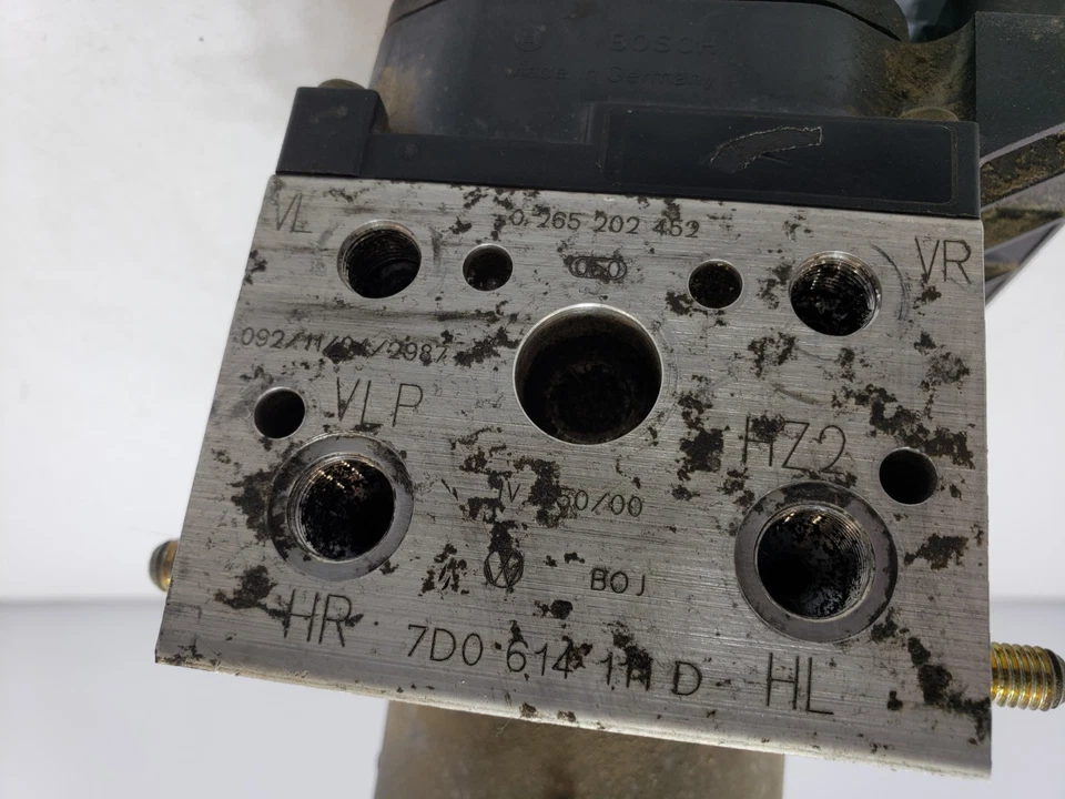 ✅ Módulo bomba de freno antibloqueo ABS Volkswagen Eurovan GLS 1999-2003 OEM Foto 4 de 4