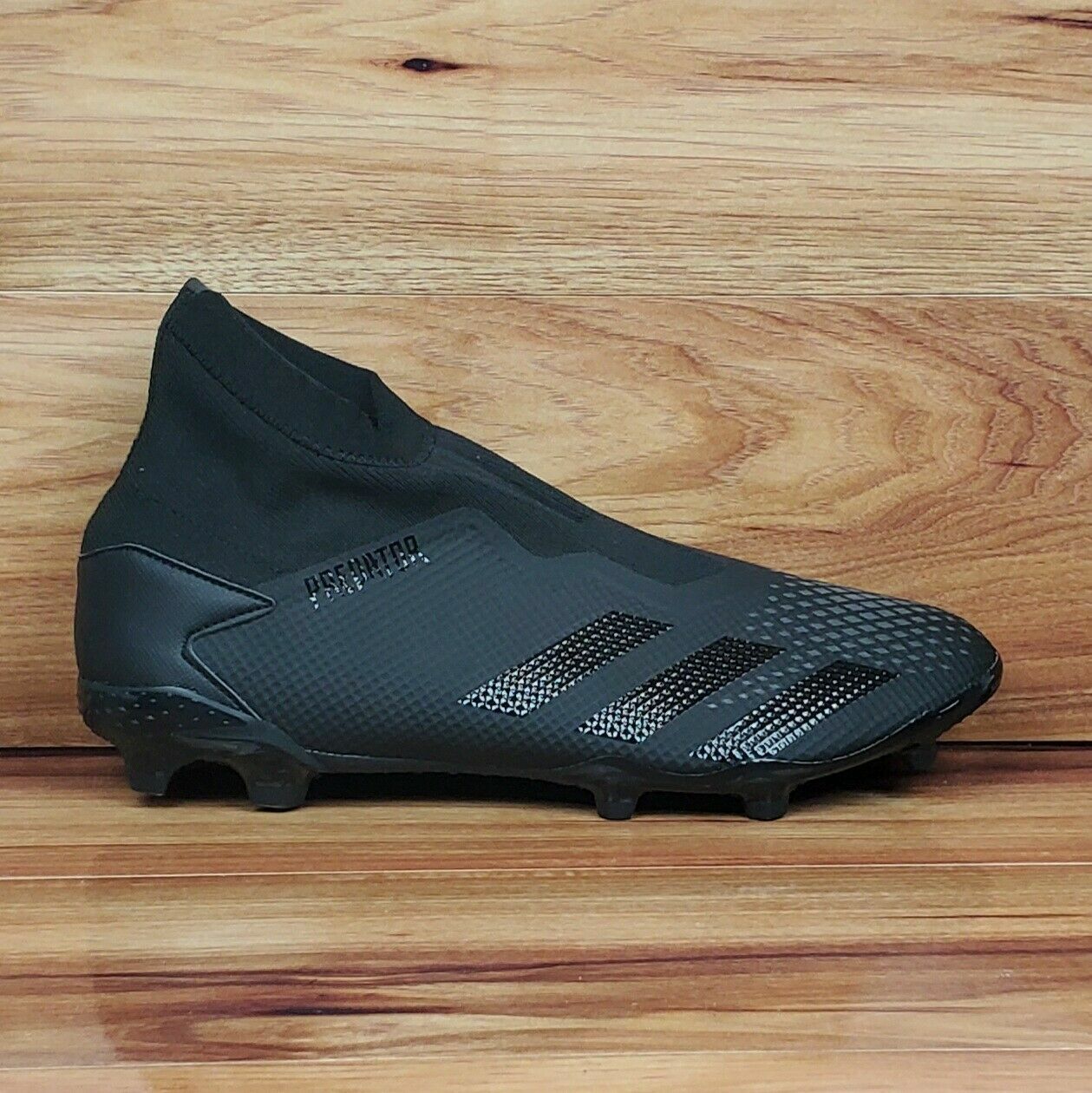 adidas predator laceless cleats