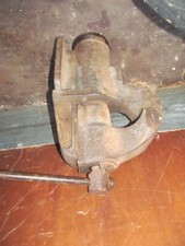 gro&szlig;er alter Tisch Schraubstock Mechanikerschraubstock 50 cm Backenbreite 12cm