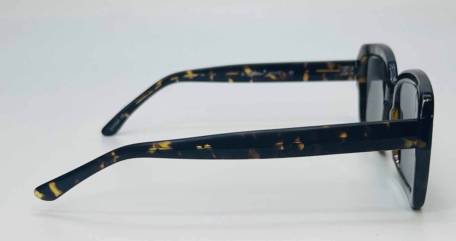 A.J. Morgan Square Tortoiseshell Reader Sunglasse… - image 7