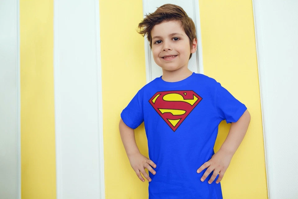 GILDAN , FRUIT OF THE LOOM Superman KIDS , Classic Logo, T-Shirt,Cotton Blend( Sizes: S,M,L, XL)