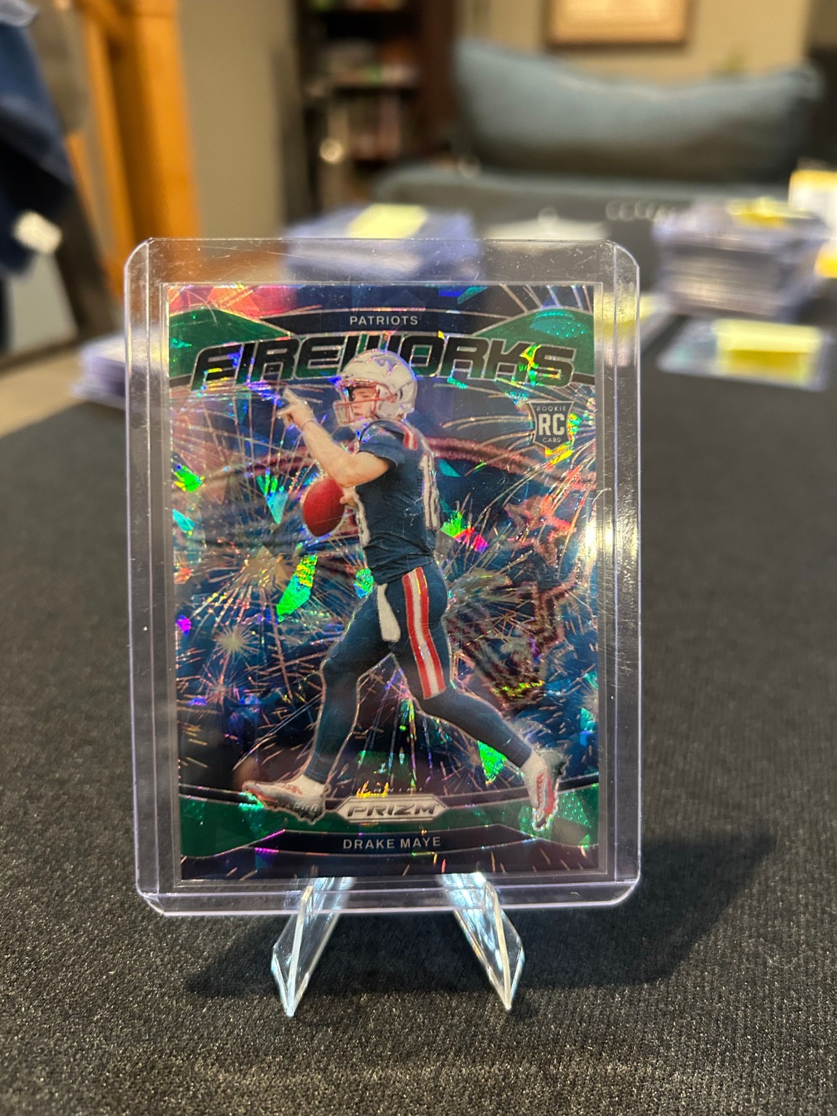 2024 Panini Prizm - Fireworks Drake Maye #22 Green Ice Prizm (RC) Patriots