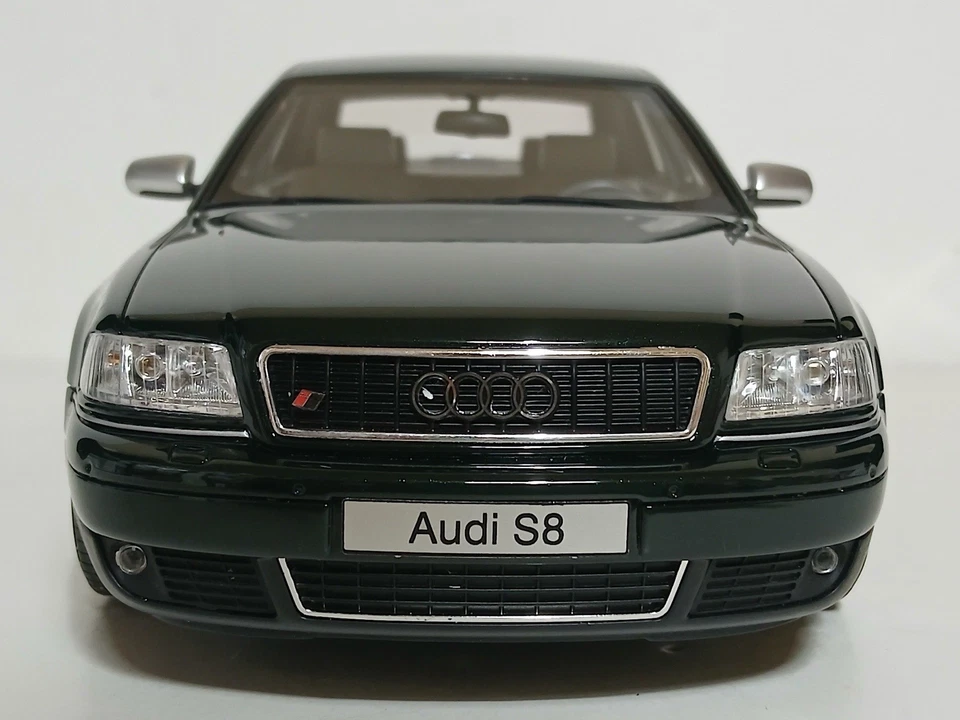 OTTO mobile 1/18 AUDI (D2)S8 V8 4.2 Green 2001(OT916) - Image 3 of 4