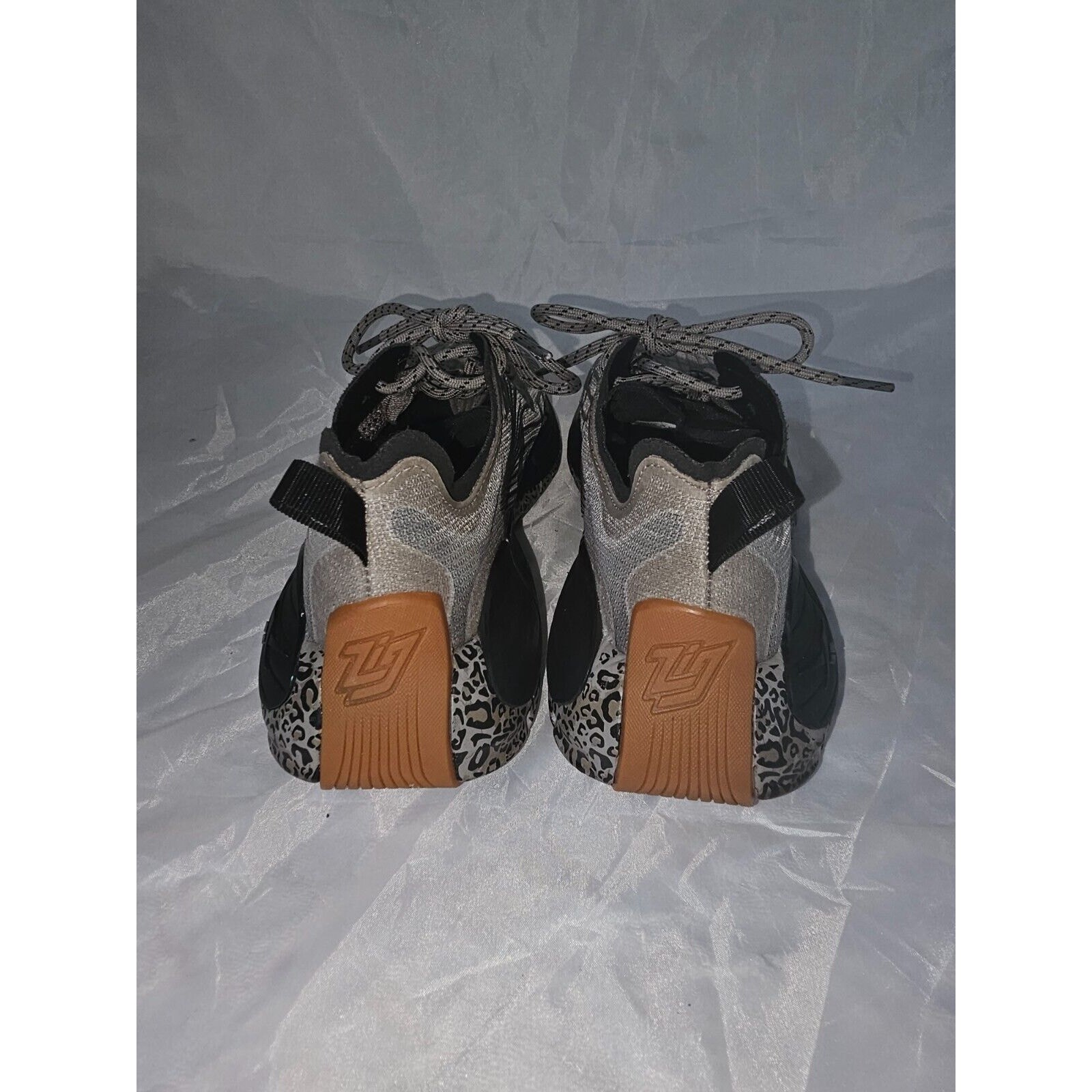 REEBOK ZIG KINETICA II GRAY RUNNING SHOES/TRAINERS/SNEAKERS SIZE US 7.5 FY7061 thumbnail 3