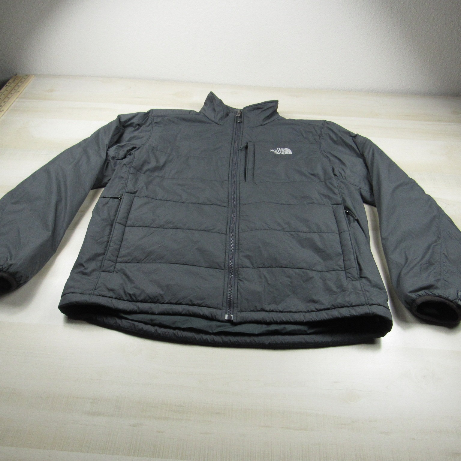 Mens Large Gray Puffer Primaloft Insulated Full Zip Outdoors