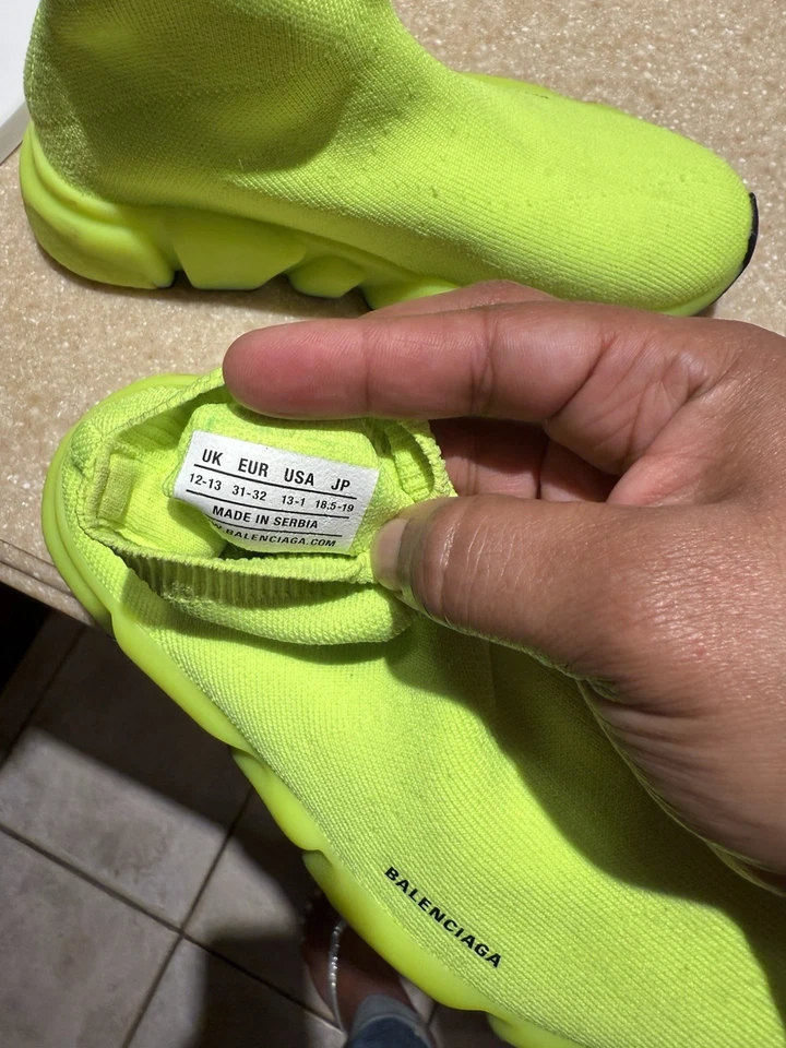 ZAPATILLAS BALENCIAGA NIÑO SPEED CALCETÍN AMARILLO FLUORESCENTE/NEGRO TALLA 31-32 EUR Foto 2 de 4