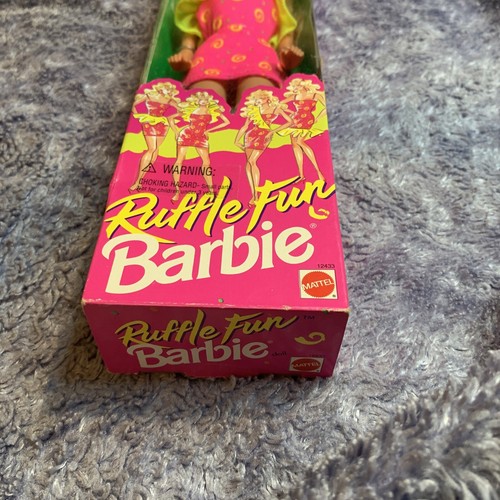 NEW MATTEL 1994 RUFFLE FUN BARBIE #12435 NIB - Picture 3 of 6