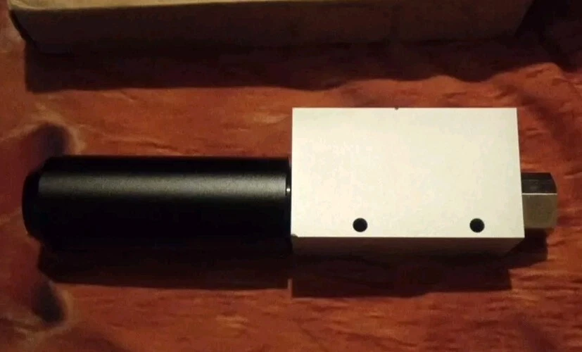 Generatore di vuoto monofase CV25HS. 5.65 scfm. Include silenziatore - Immagine 3 di 4