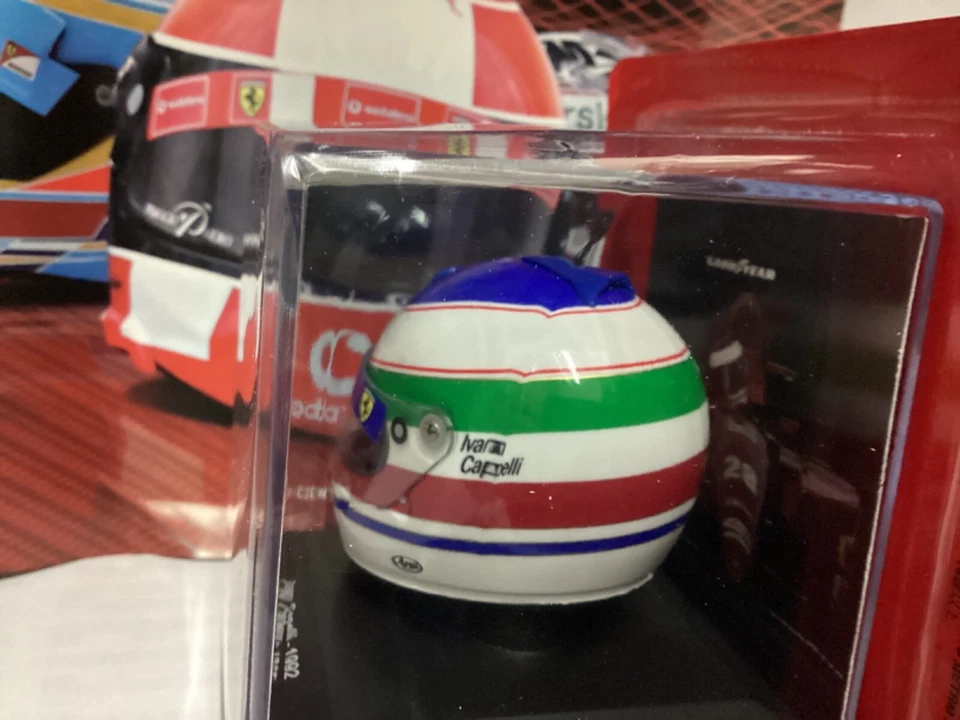 Caschi piloti F1 Ferrari IVAN CAPELLI 1992  1:5, nuovo in teca Centauria #78 - Immagine 4 di 4