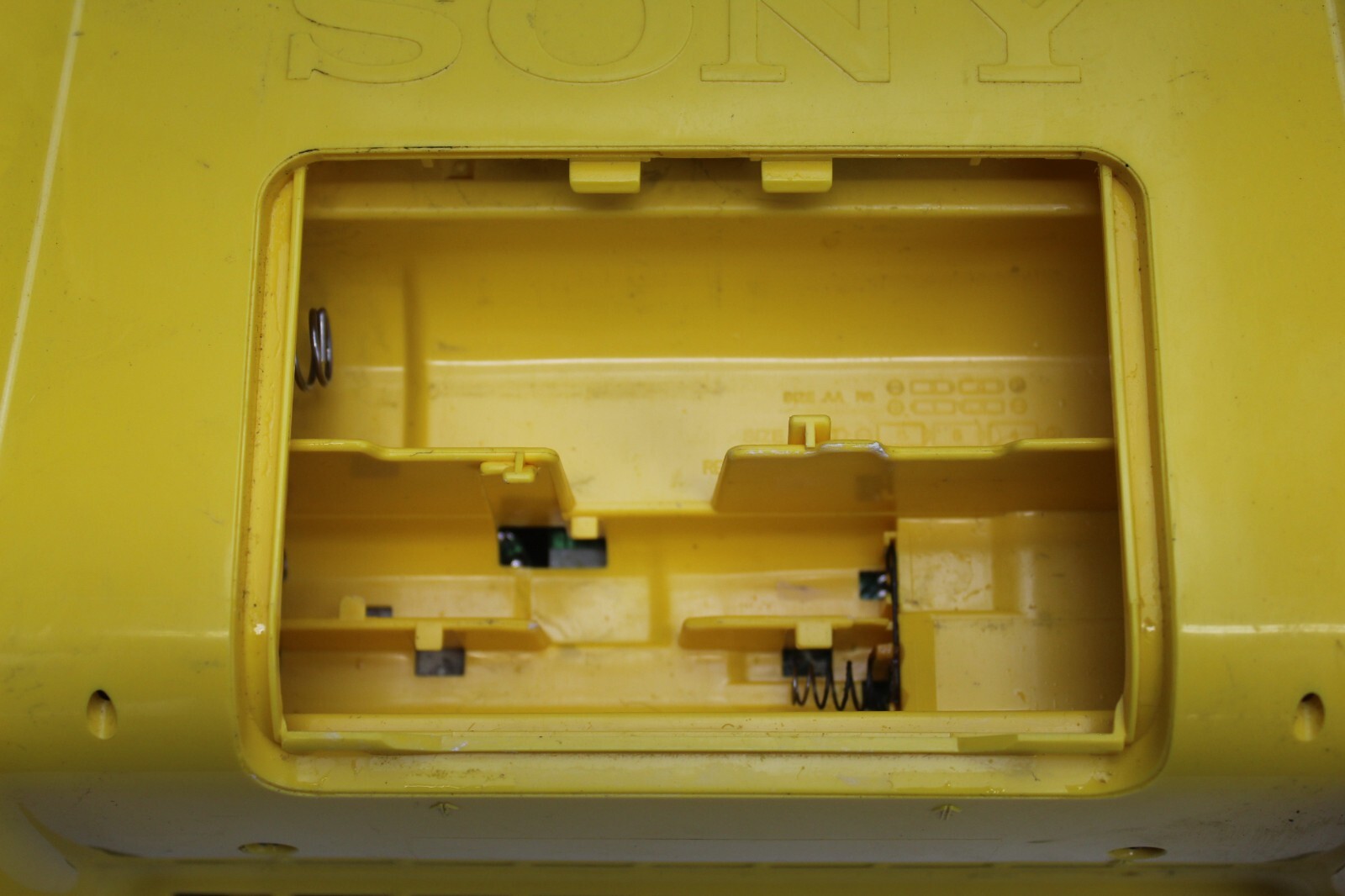 Sony ESP Sports CFD-980 Water Resistant CD Radio Cassette Boombox Parts/Repair