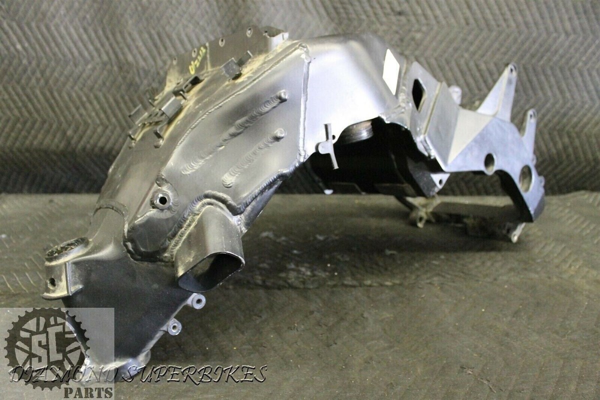 2001-2005 Kawasaki Ninja ZX12R Frame Chassis | OE | Size S 2001-2005 Kawasaki Ninja ZX12R Frame Chassis | OE | Size S