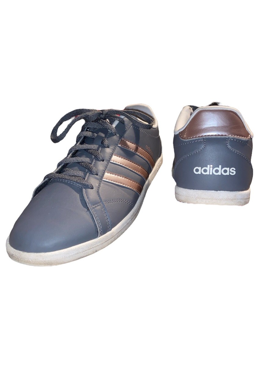 Adidas Women's NEO VS Coneo QT Sneaker Gray And Metalic
