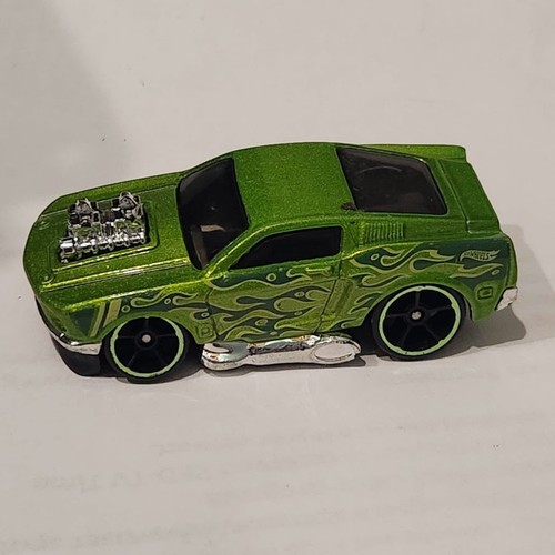 2018 1968 Mustang 'Tooned Hot Wheels HW Flames 5-Pack Green OH5 Loose Car - Picture 3 of 6