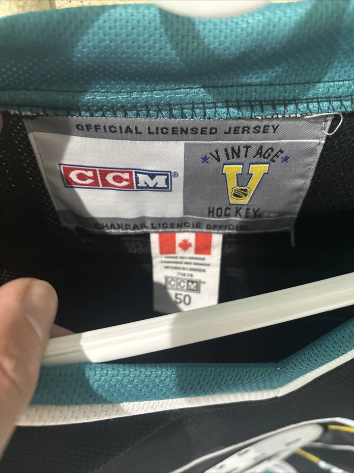 Camiseta alternativa vintage Teemu Selanne Anaheim Ducks. Foto 4 de 4