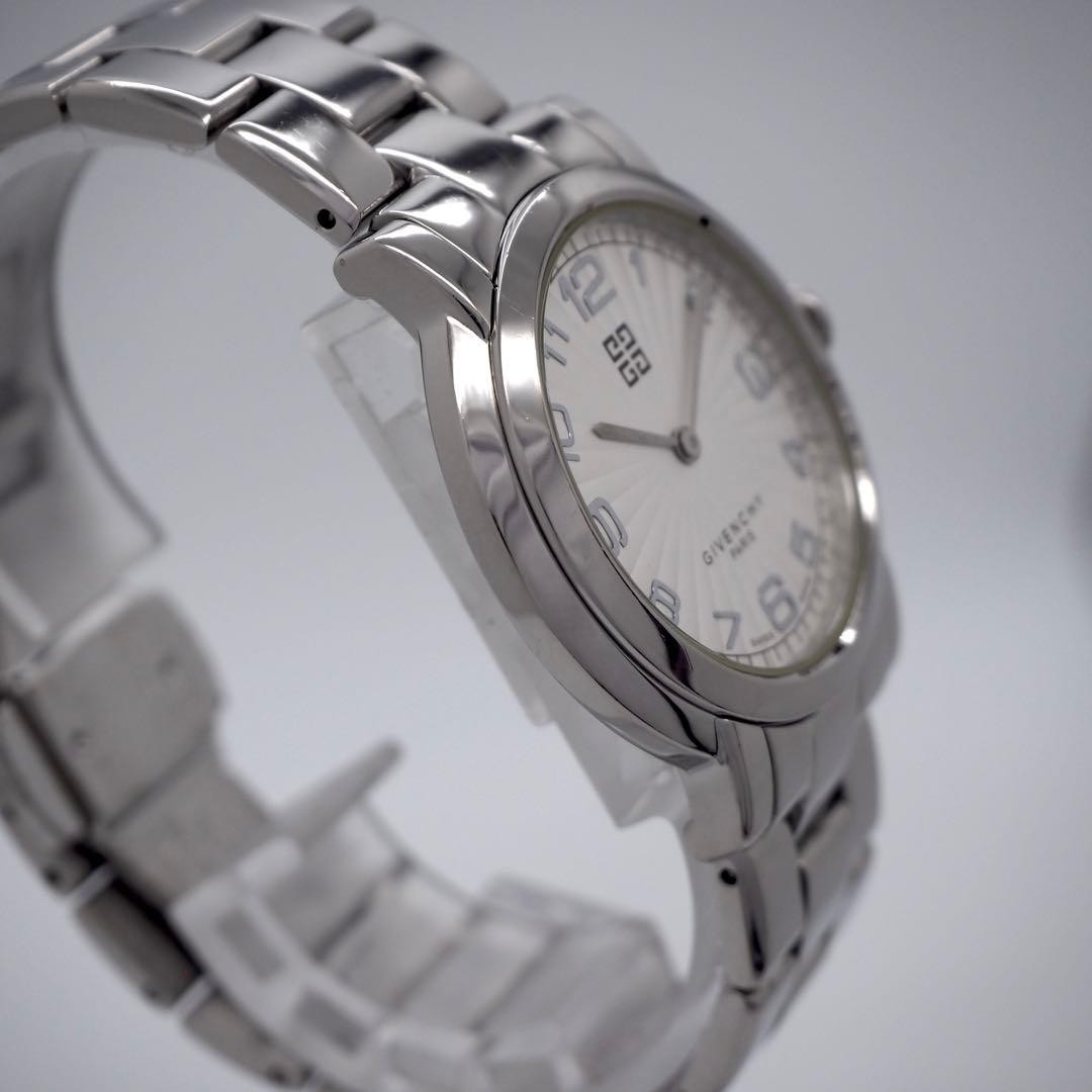 Authentic working GIVENCHY men's silver round whi… - image 4