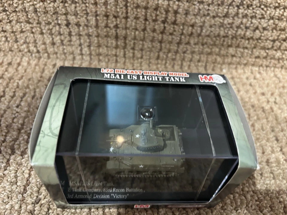 Hobby Master 1:72 U.S. M5A1 Stuart, 'Victory' 3rd Armored Division, No. HG4901 - Image 2 of 4