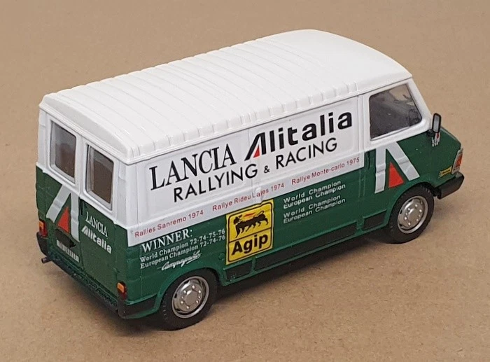 Altaya 1/43 Scale AL21525 - Iveco Van Lancia Alitalia - White/Green — 第 2/4 张图片