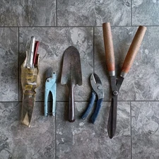 Vintage Antique Garden Pruning Shears Snips Shovel Lot 5 Pcs Gardening Hand Tool