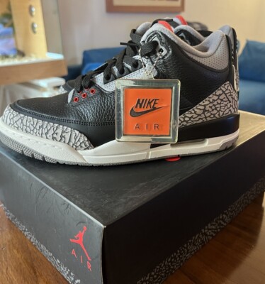 Nike Air Jordan 3 og Retro Black Cement Nr. 42 (2018).Einmal X Parade benutzt.