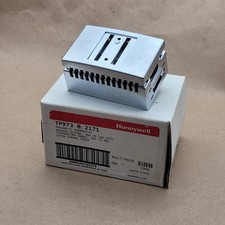 Honeywell TP973B2171 Pneumatic Thermostat, 60-90°F Scale Range - NEW