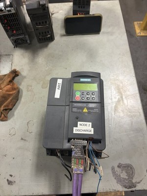 SIEMENS 6SE6420-2UC22-2BA1 MICROMASTER 420 FREQUENCY CONVERTER FOR 2.2 KW MOTOR 
