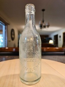 Antique 1927 WESTFIELD BOTTLING WORKS Soda BOTTLE 8" Westfield WIS Streator ILL