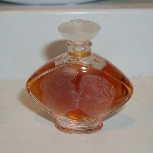 LALIQUE LE BAISER The Kiss Perfume Mini Parfum .15 Us Fl Oz Made In France  Full | eBay
