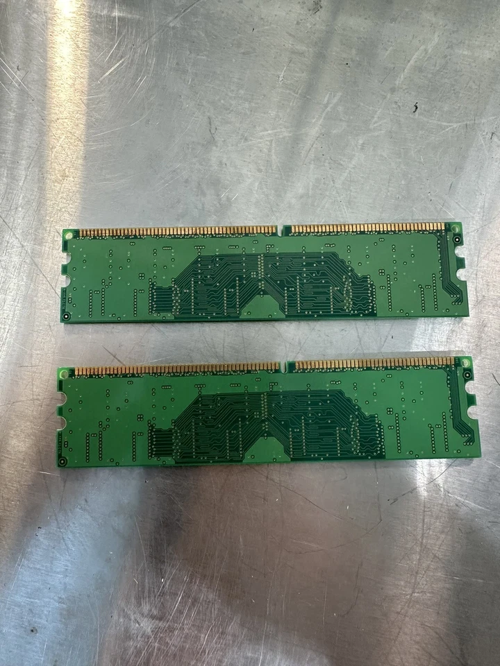 Samsung 2 Pack 256MB PC3200U-30331-Z CN 0440 Memory RAM M368L3223FTN-CCC DDR - Image 3 of 3