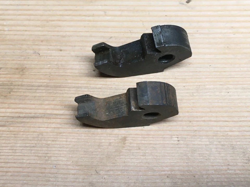 Revólver de cuadro grande Iver Johnson 32 S&W Top Break sin martillos Foto 4 de 4