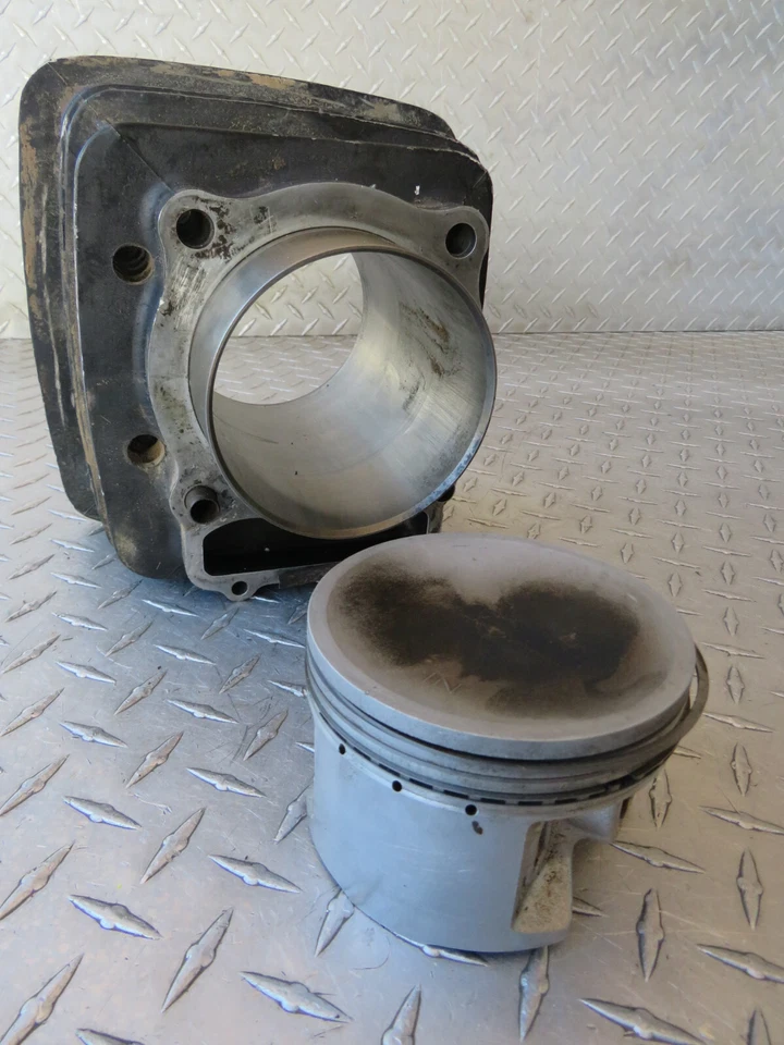 84 Honda XL600R XL 600R XL 600 1984 motor cilindro jarra y pistón Foto 2 de 4