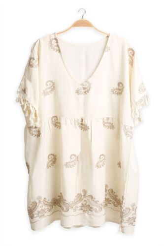 Mini Vestido de Encubrimiento ComfyLuxe Patrón Paisley Bordado - Imagen 2 de 10