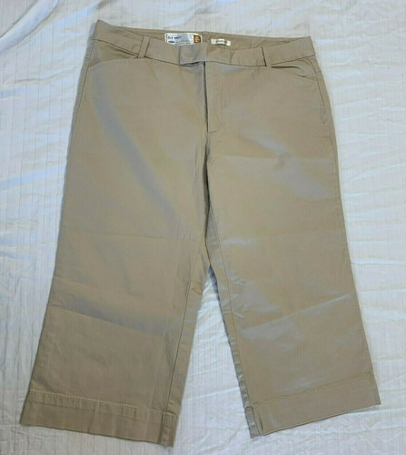 Old Navy low rise Capri Pants Size 8, brown, new with tags