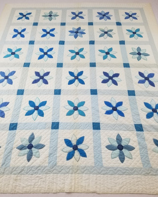 Vintage Handarbeit schön ''Orange Schale Blumenmuster Multicolor Quilt 108x93 Zoll