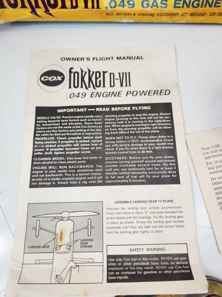 COX Fokker D-VII WWI Gas Engine .049 Tether Plane Control Dogfight Untested  - Image 2 of 4