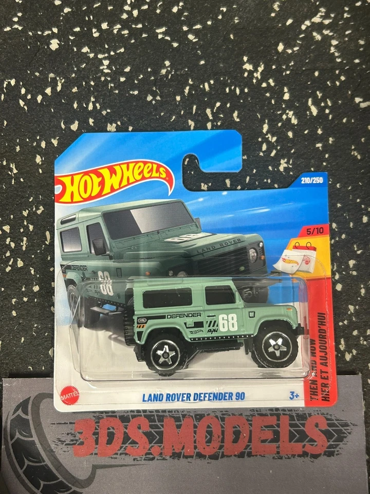 LAND ROVER DEFENDER 90 GREEN Hot Wheels 1:64 *COMBINE POSTAGE**