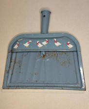 Vtg Metal Dustpan Ducks Geese w/ Red Bows Blue Ballonoff Cottagecore Grandmacore