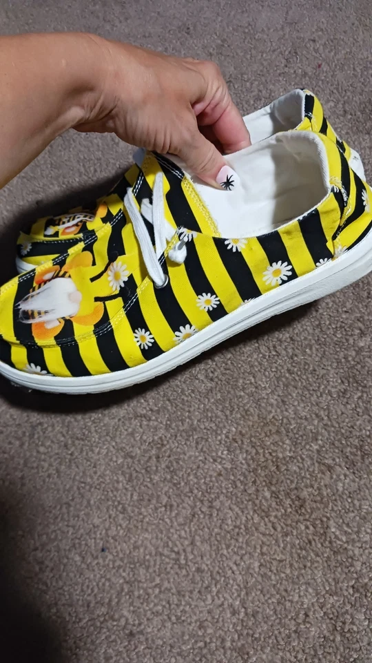 Bumble Bee Shoes — 第 4/4 张图片